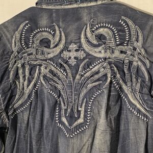 Roar Buckle Embroidered Distressed Mineral Washed Button Down Shirt Sz Xl